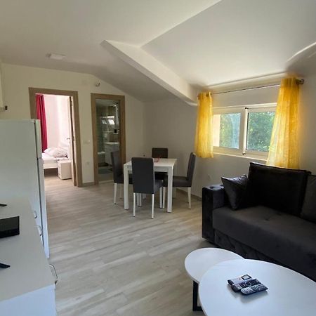 Apartments Two Olives Kotor Luaran gambar