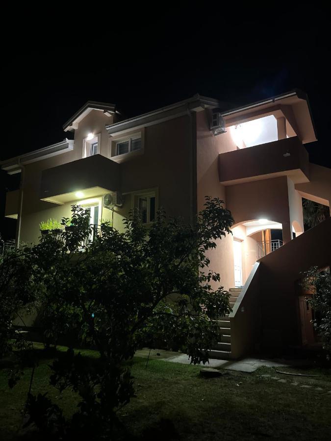 Apartments Two Olives Kotor Luaran gambar